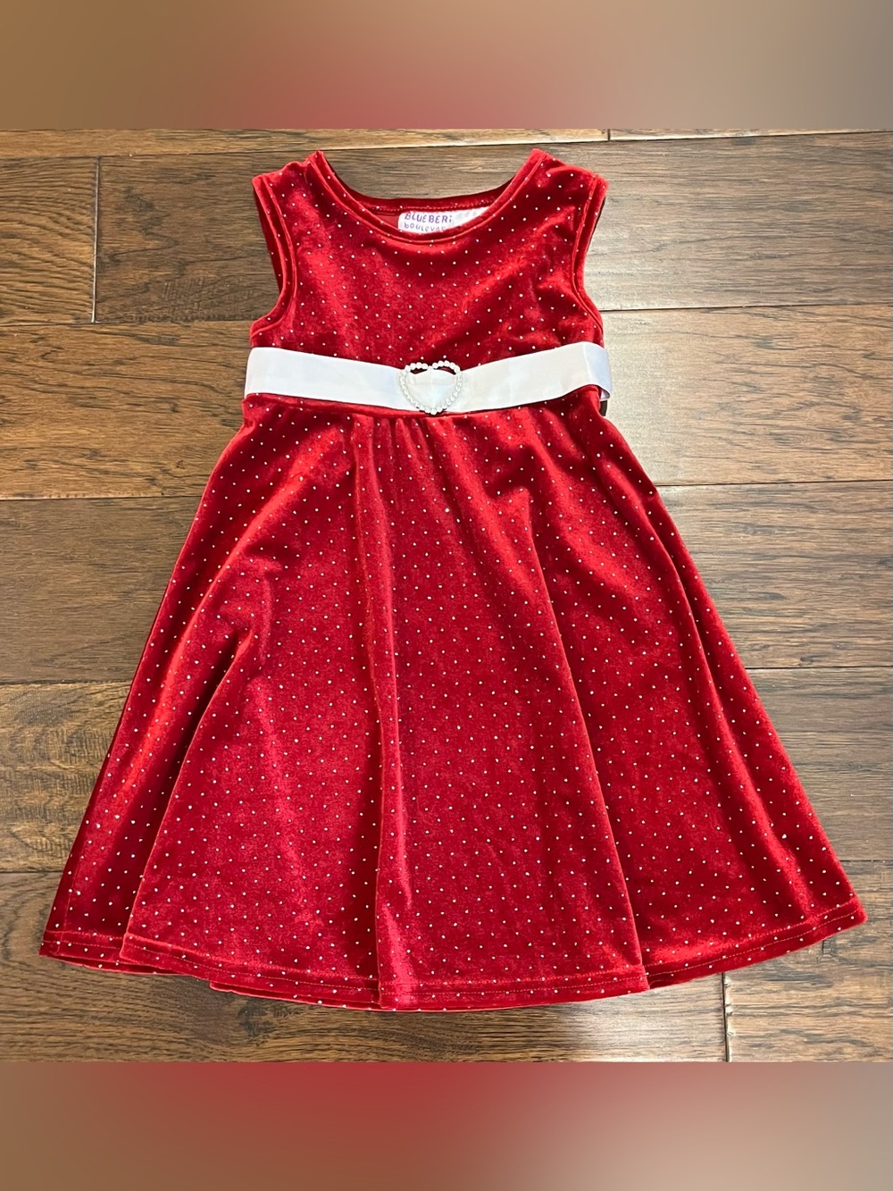 GIRLS Blueberi Boulevard Red Velvet Sparkle Dress with White Heart Belt Size 4